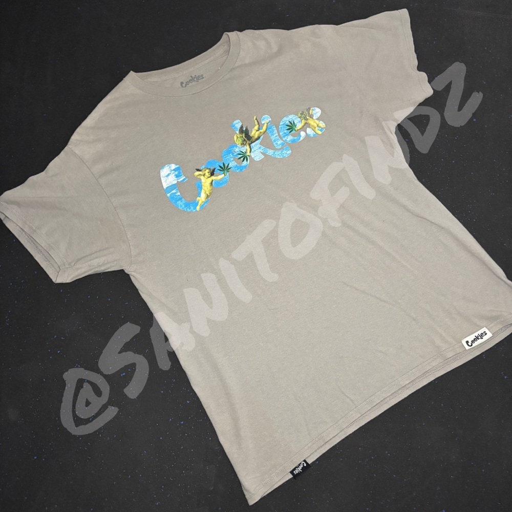 Gray Graphic Tee with Blue and Yellow Design